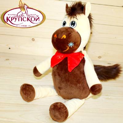 Сладкий новогодний подарок от фабрики имени Крупской в мягкой игрушке в Красково